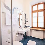 Отель & Restaurant Waldschloss 4*
