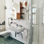 Hotel & Restaurant Waldschloss 4*