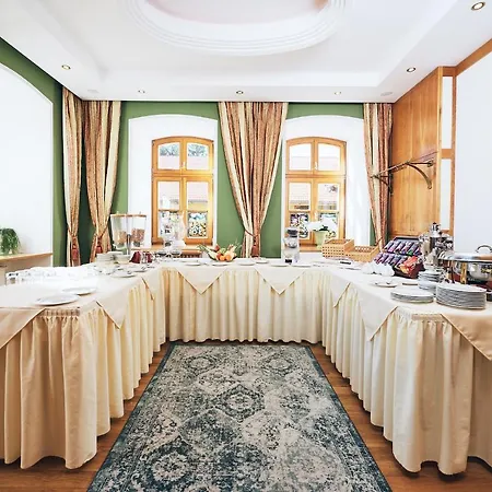 Hotel&restaurant Waldschloss