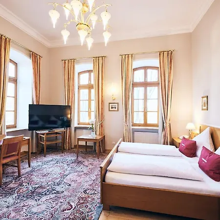 Hotel&restaurant Waldschloss Hotel