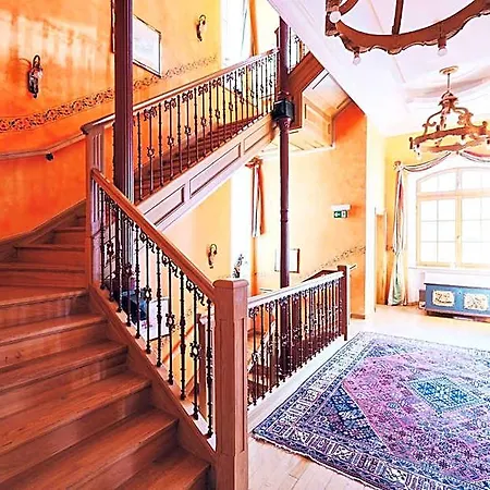 & Restaurant Waldschloss Otel 4*