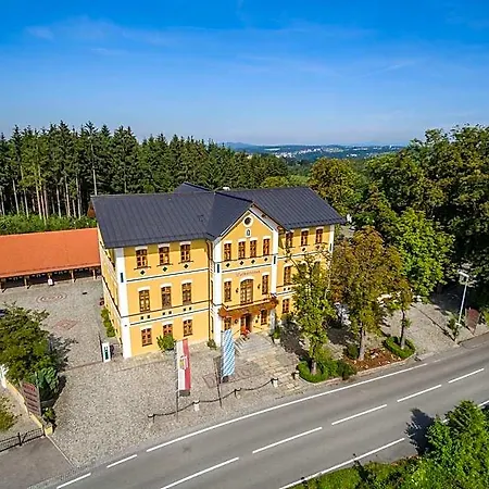 & Restaurant Waldschloss