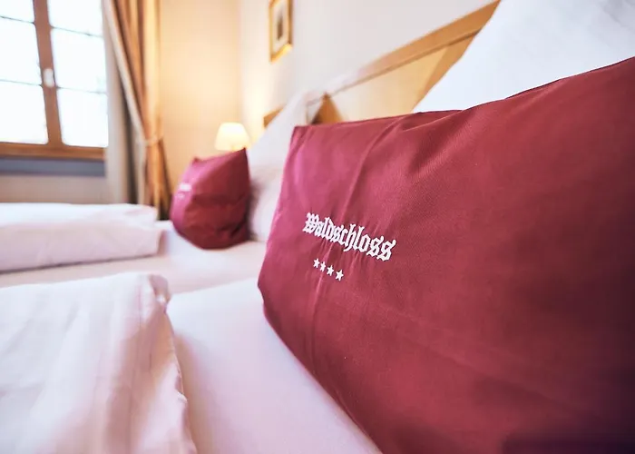 & Restaurant Waldschloss Hotel 4*