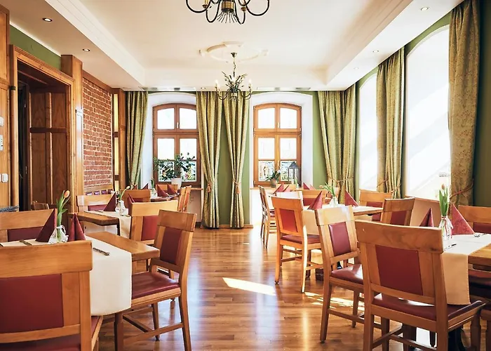 Hotel&restaurant Waldschloss Hotel 4*
